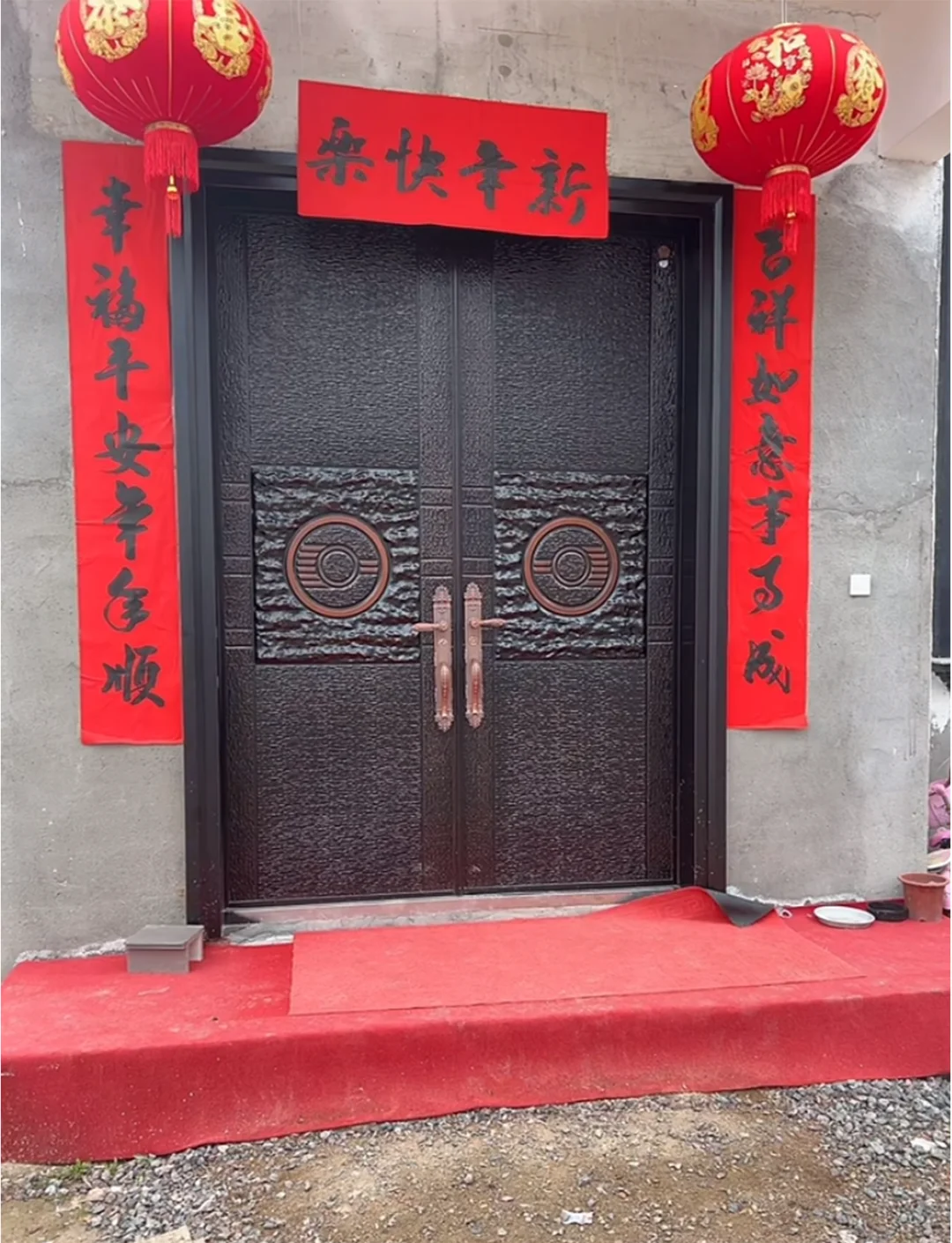 科普展现:农村大门讲究（农村大门讲究说法）