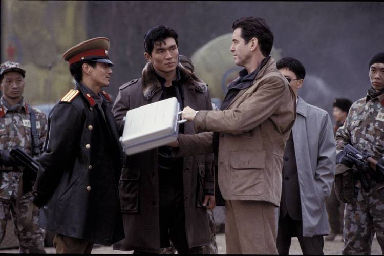 007之择日而亡,007之择日而亡电影免费完整版